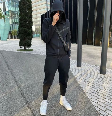 nike tech fleece streetwear